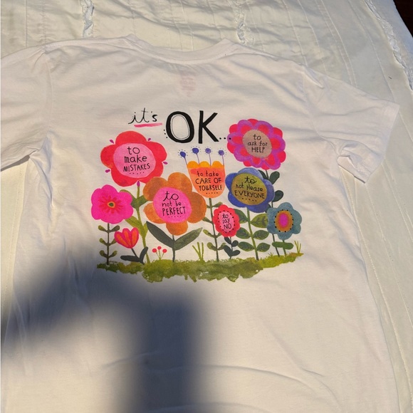 NATURAL LIFE White Tee with Red Graphic - Picture 4 of 6